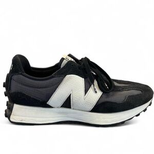 Mens New Balance 327 Suede Sneakers size 11 D